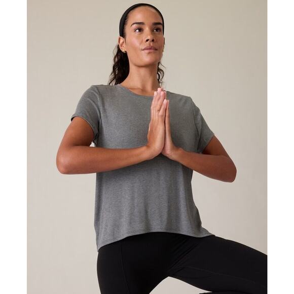 Athleta LOT OF 2 Elemental Cropped & With Ease Rib Tee 3X White‎ and Gray - Picture 13 of 16